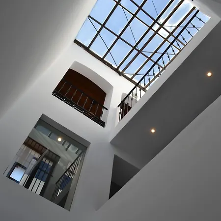 Sunshine San Fernando *